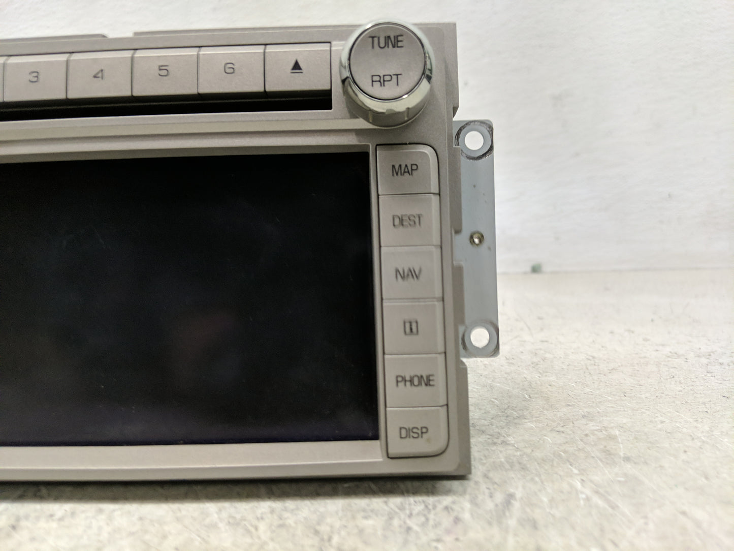 2010 Lincoln Navigator Radio AM FM Cd Player Receiver Replacement P/N:AL7T 18K931 AC Fits OEM Used Auto Parts - Oemusedautop