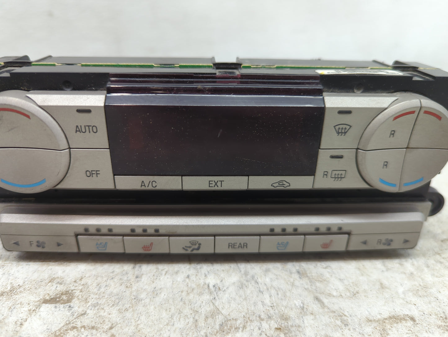 2010 Lincoln Navigator Climate Control Module Temperature AC/Heater Replacement P/N:8PP81789N 918-05 Fits OEM Used Auto Part