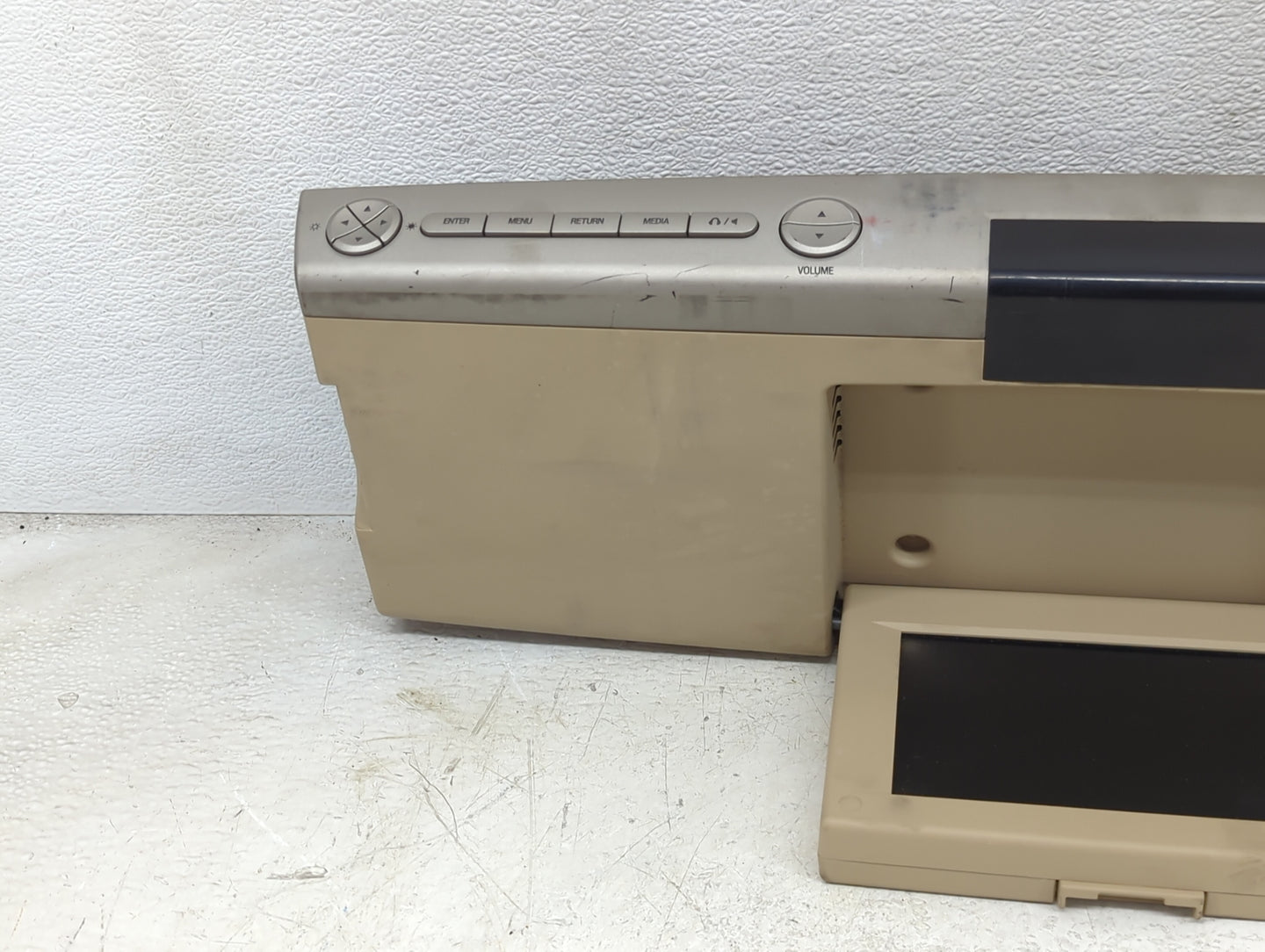 2010 Lincoln Navigator Information Display Screen Tan - Oemusedautoparts1.com