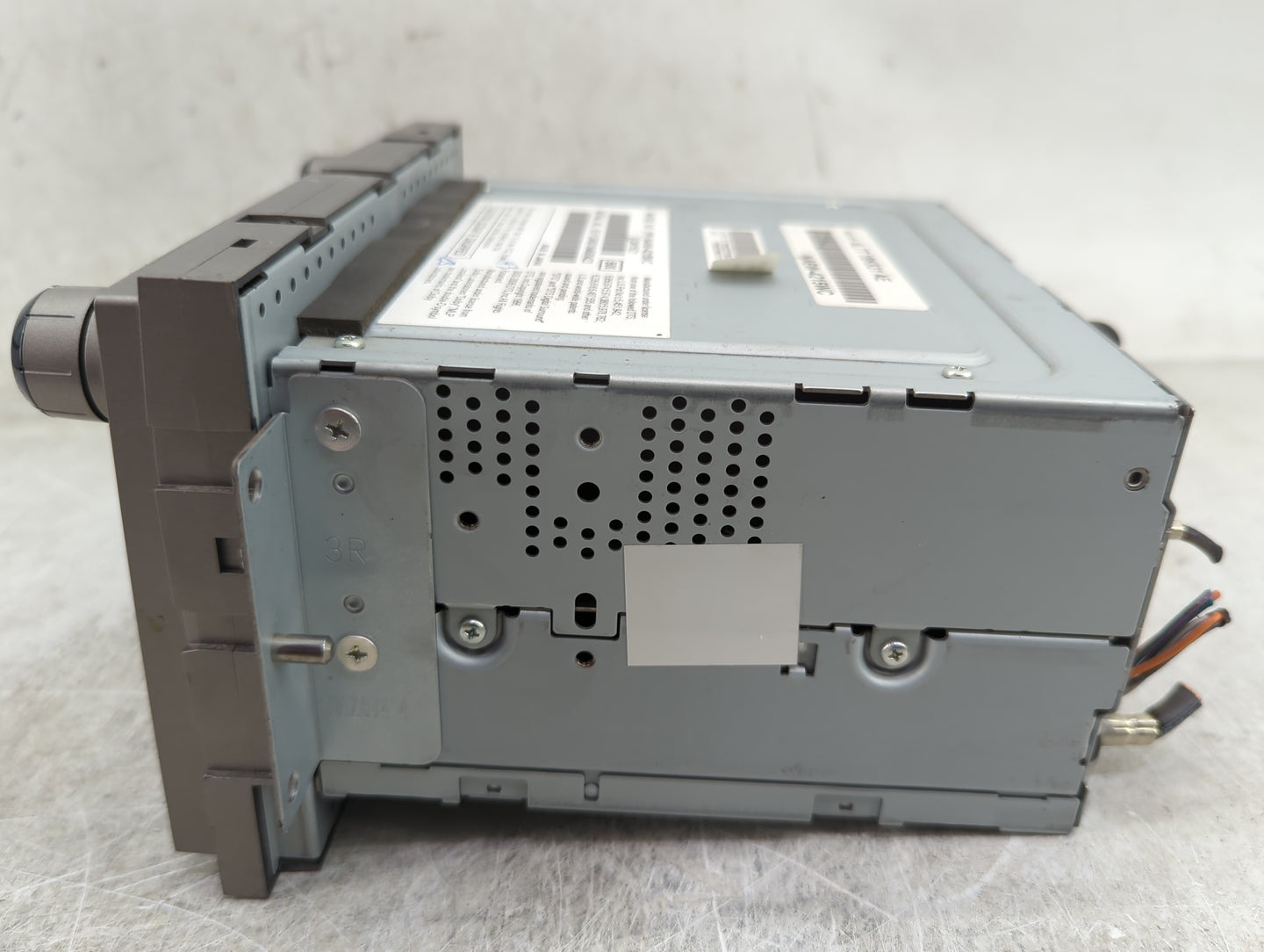 2010 Lincoln Navigator Radio AM FM Cd Player Receiver Replacement P/N:AL7T-18K931-AE NA6W-4215WC Fits OEM Used Auto Parts - 