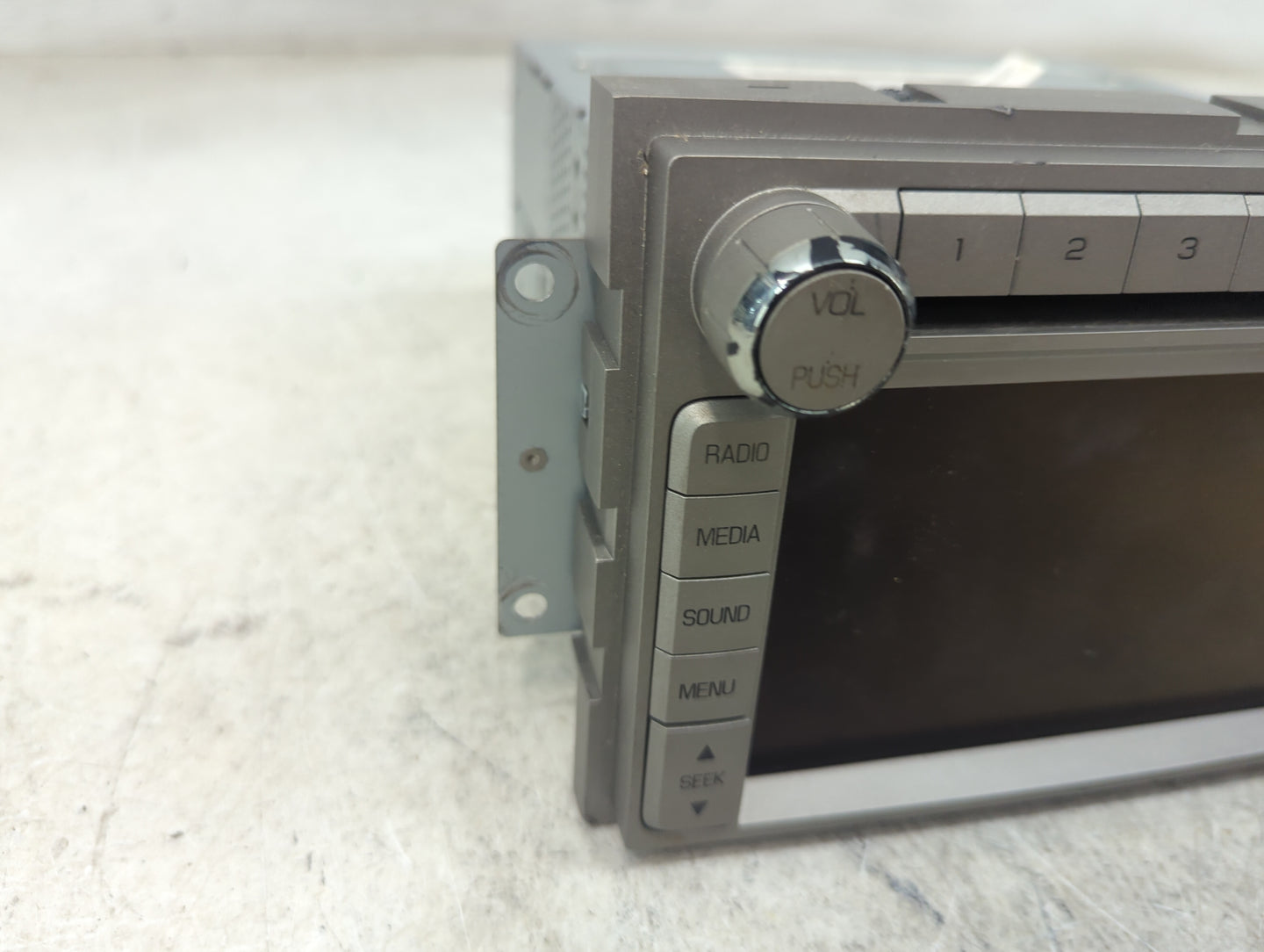 2010 Lincoln Navigator Radio AM FM Cd Player Receiver Replacement P/N:AL7T-18K931-AE NA6W-4215WC Fits OEM Used Auto Parts - 