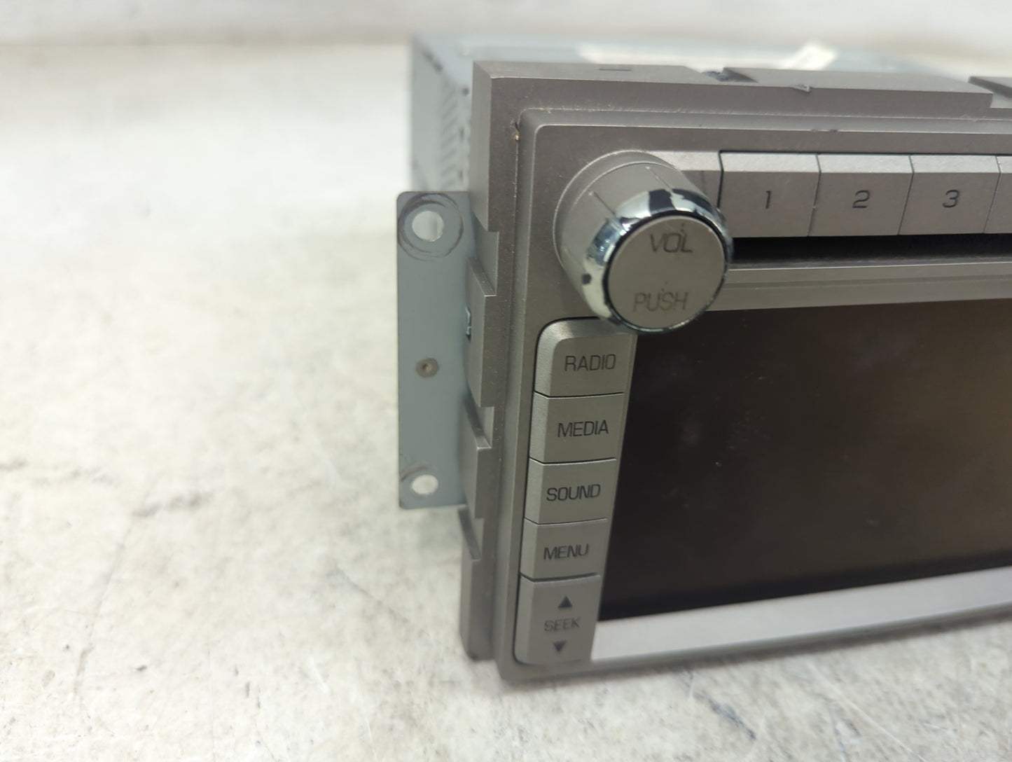 2010 Lincoln Navigator Radio AM FM Cd Player Receiver Replacement P/N:AL7T-18K931-AE NA6W-4215WC Fits OEM Used Auto Parts - 