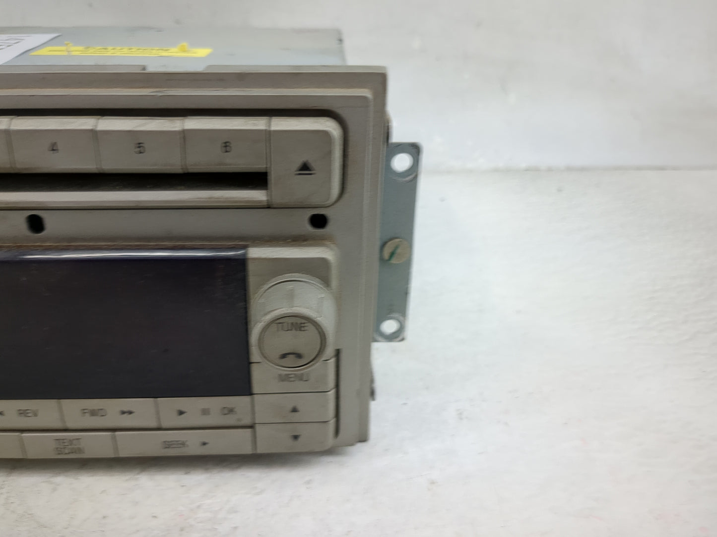 2010 Lincoln Navigator Radio AM FM Cd Player Receiver Replacement P/N:9L7T-18C815-AB 9L7T18C815AB, DEH-G2187ZF56 Fits OEM Us