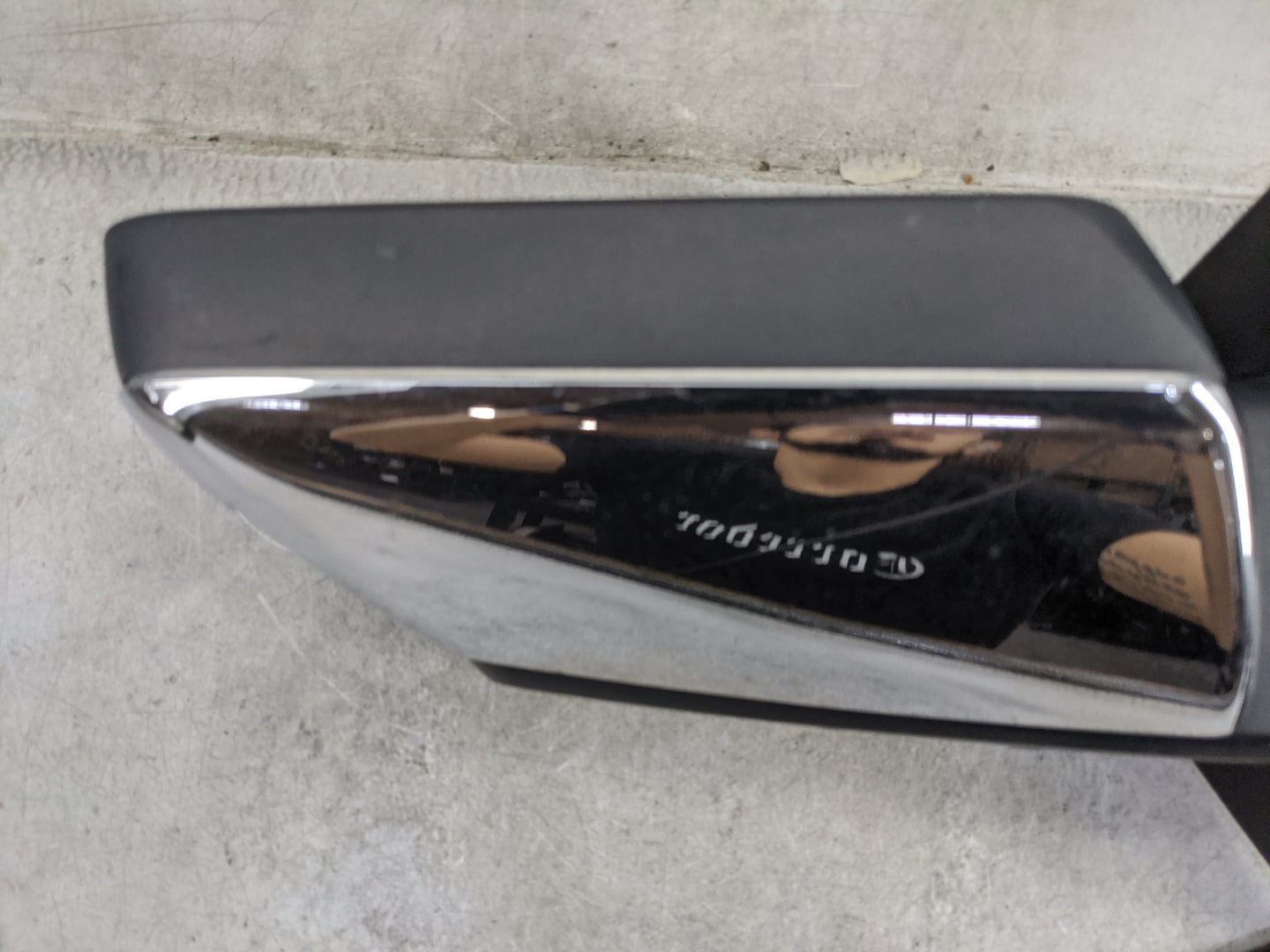 2010 Lincoln Navigator Passenger Side View Mirror - Right Door Mirror OEM Used - Oemusedautoparts1.com