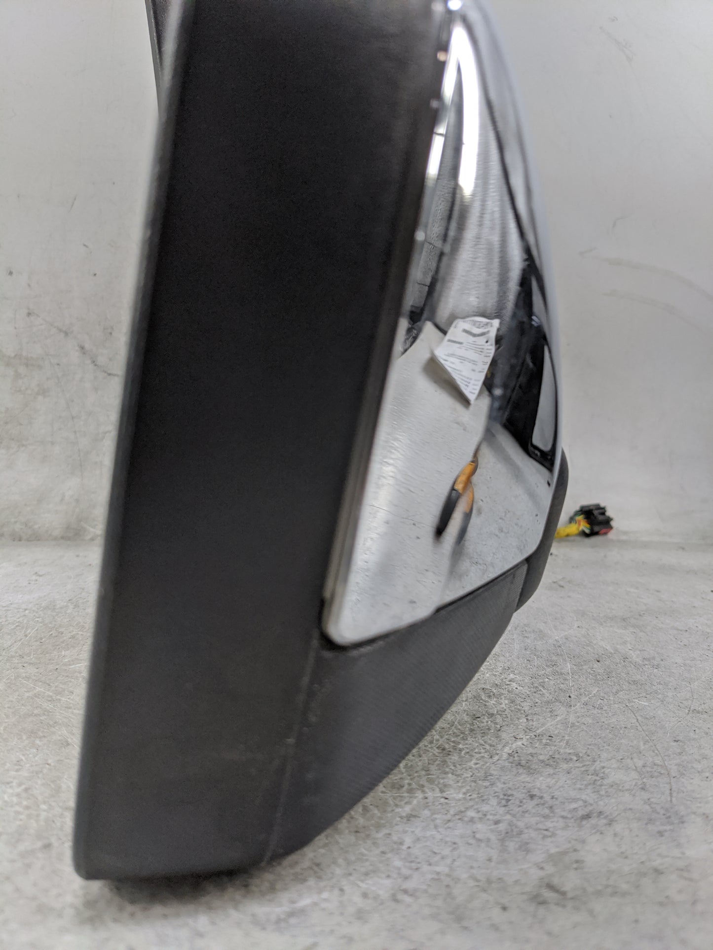 2010 Lincoln Navigator Passenger Side View Mirror - Right Door Mirror OEM Used - Oemusedautoparts1.com