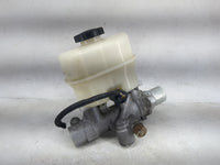 2011-2011 Lincoln Navigator Brake Master Cylinder 1491051 - Oemusedautoparts1.com