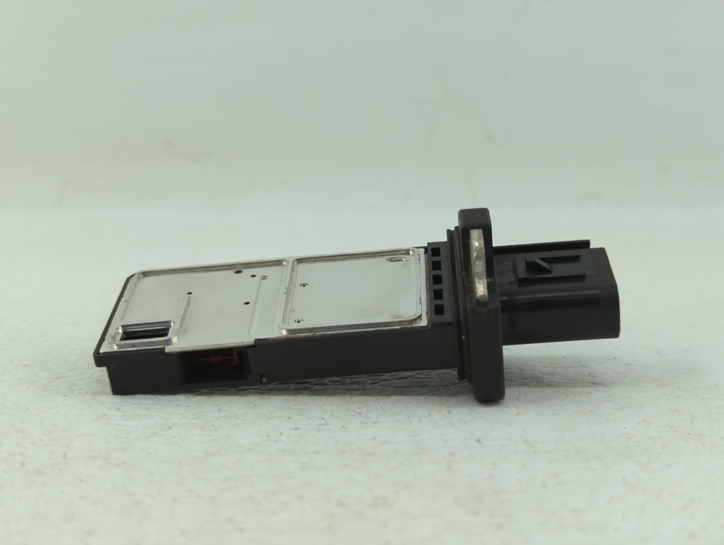 Lincoln Navigator Mass Air Flow Meter Maf - Oemusedautoparts1.com