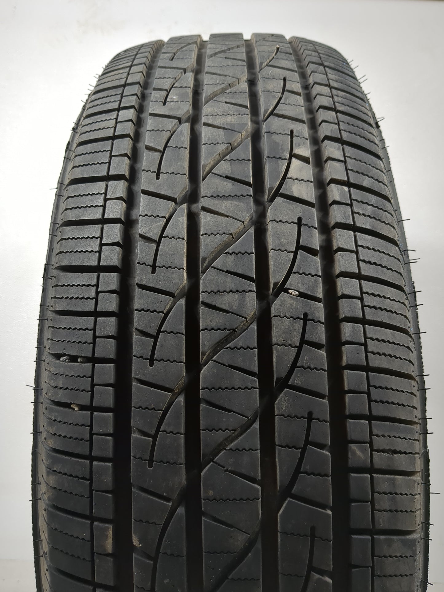 Used Tire 255/70R18 FIRESTONE DESTINATION LE3 113T - Tread Depth 8/32 - Oemusedautoparts1.com