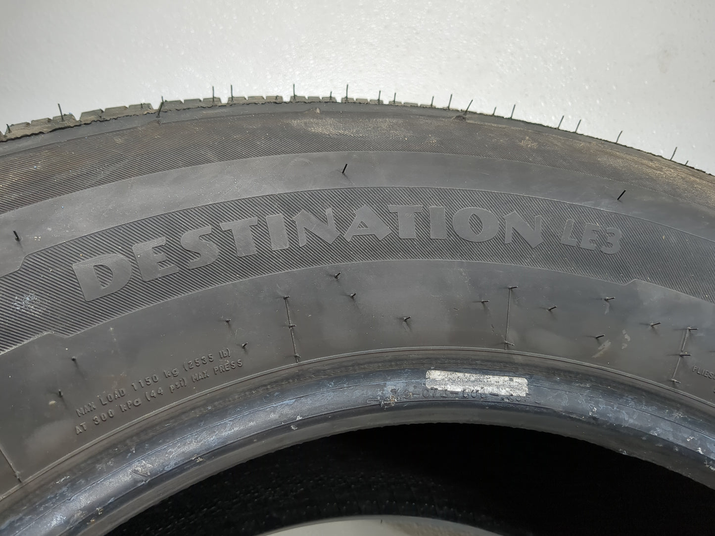 Used Tire 255/70R18 FIRESTONE DESTINATION LE3 113T - Tread Depth 8/32 - Oemusedautoparts1.com