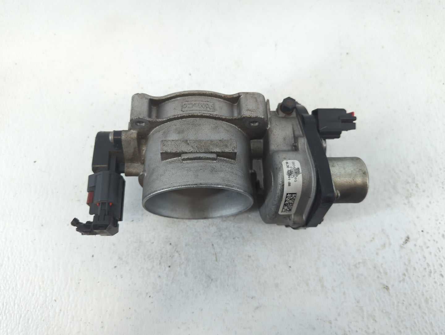 2010 Lincoln Navigator Throttle Body P/N:8L3E- 91 -BB Fits OEM Used Auto Parts - Oemusedautoparts1.com