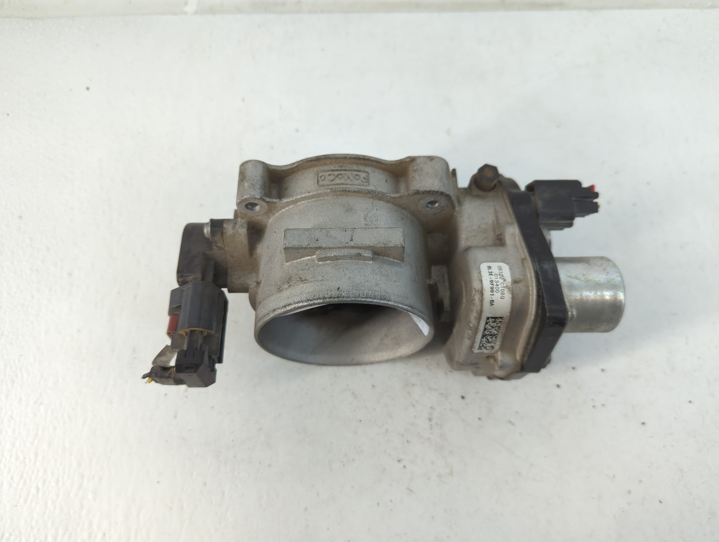 2010 Lincoln Navigator Throttle Body P/N:8L3E-9F991-BA Fits OEM Used Auto Parts - Oemusedautoparts1.com
