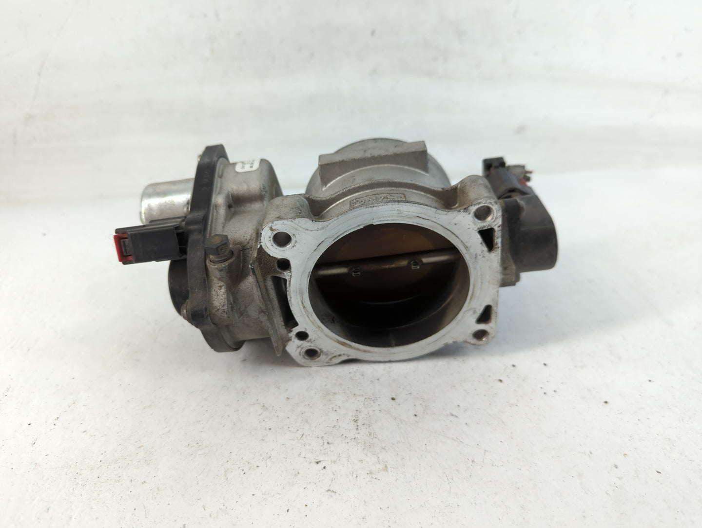 2010 Lincoln Navigator Throttle Body P/N:8L3E-9F991-BA Fits OEM Used Auto Parts - Oemusedautoparts1.com