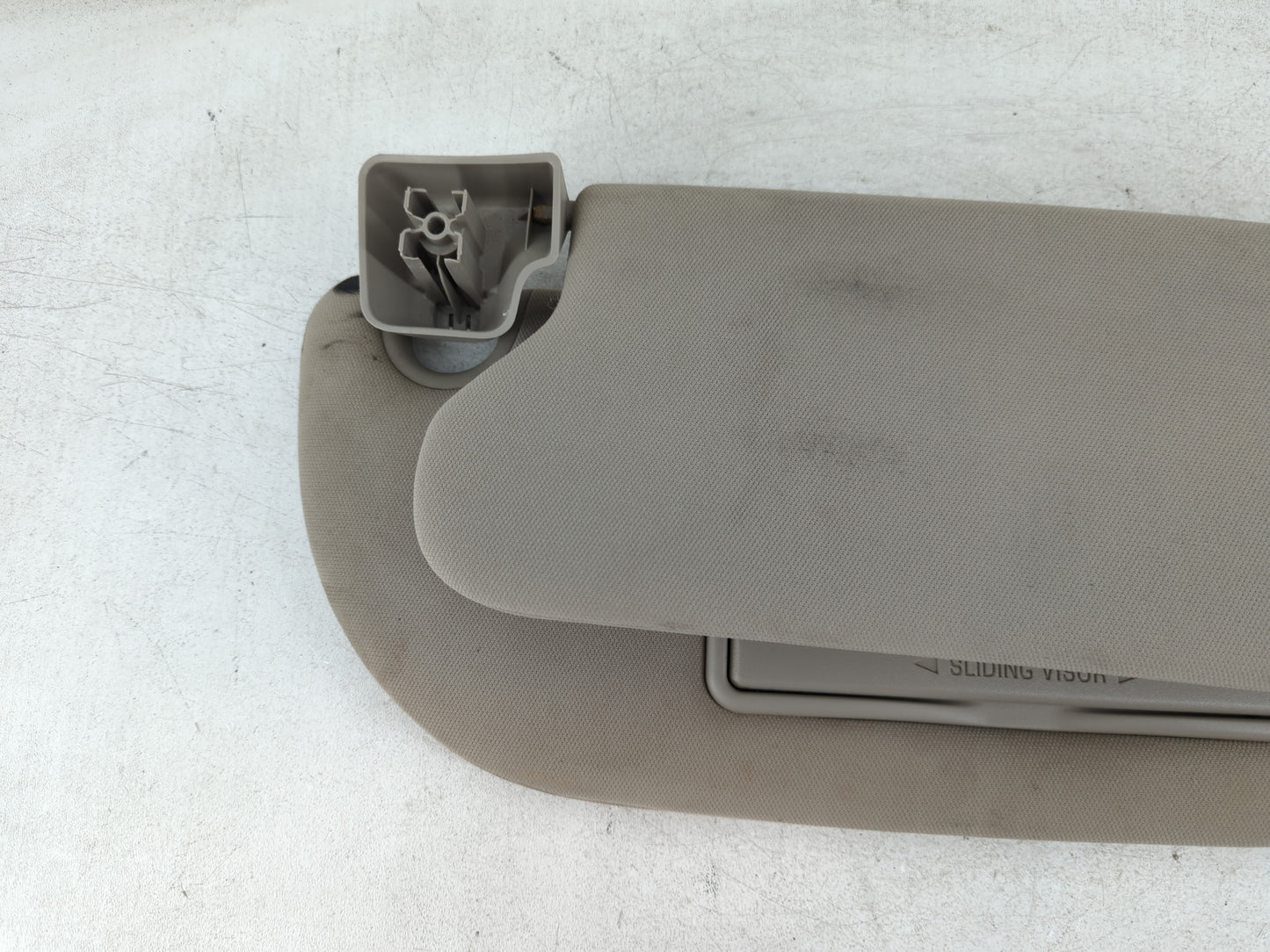 2010 Lincoln Navigator Sun Visor Shade Replacement Passenger Right Mirror Fits OEM Used Auto Parts - Oemusedautoparts1.com