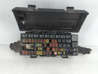 compare product 2010 Lincoln Navigator Fusebox Fuse Box Panel Relay Module Fits OEM Used Auto Parts