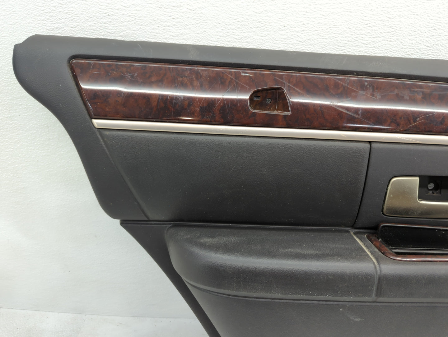 2010 Lincoln Town Car Rear Left Driver Interior Door Panel Trim Black - Oemusedautoparts1.com
