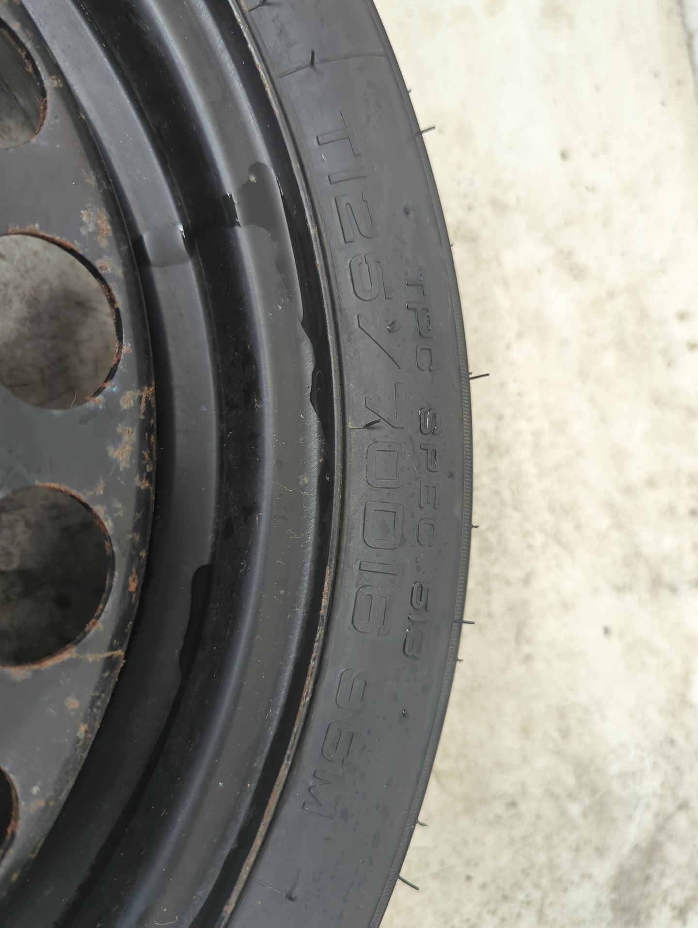 2010 Malibu Malibu Spare Donut Tire Wheel Rim Oem 5036555 - Oemusedautoparts1.com