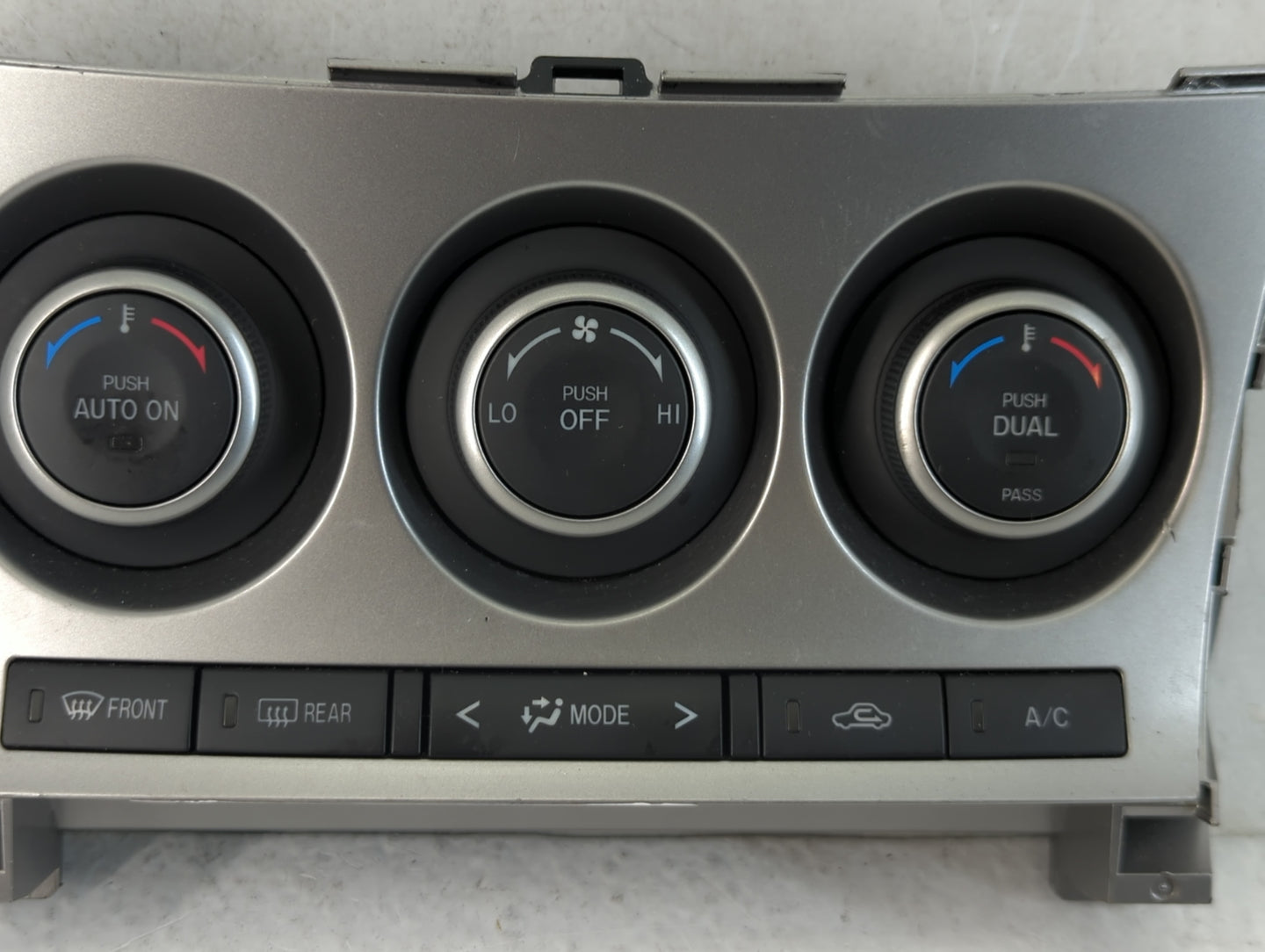 2010-2011 Mazda 3 Climate Control Module Temperature AC/Heater Replacement P/N:K4000 0A20A Fits Fits 2010 2011 OEM Used Auto