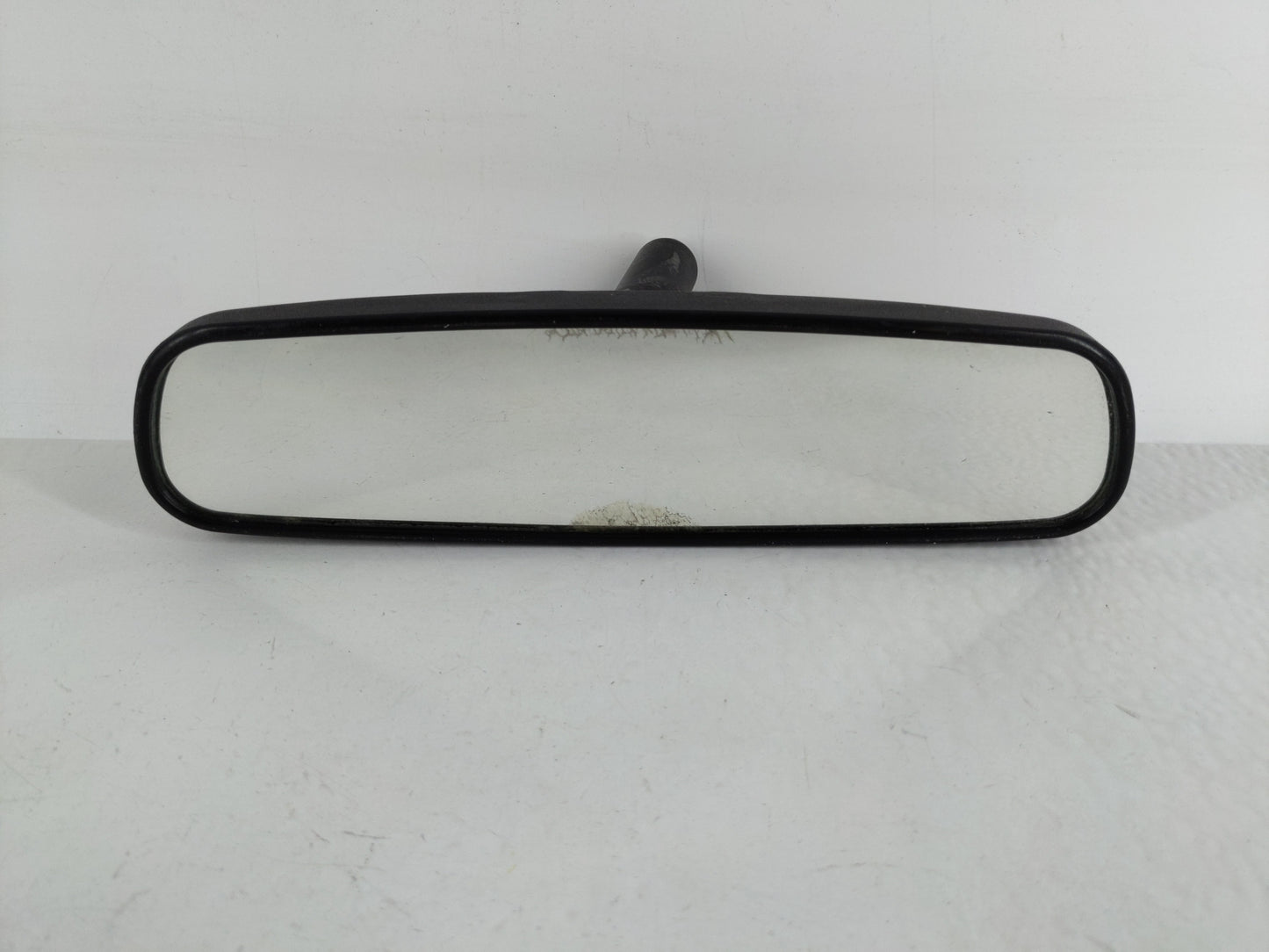 2010-2011 Mazda 3 Interior Rear View Mirror Replacement OEM P/N:E11016617 Fits Fits 2010 2011 OEM Used Auto Parts - Oemuseda