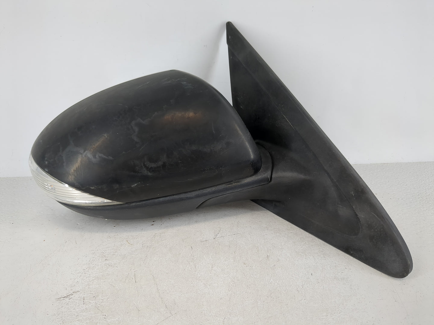 2010-2013 Mazda 3 Passenger Side View Mirror - Right Door Mirror OEM Used - Oemusedautoparts1.com
