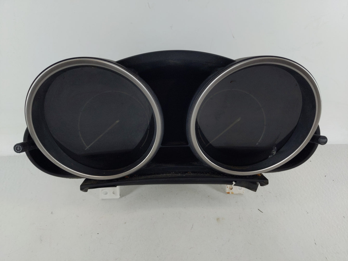 2010-2011 Mazda 3 Instrument Cluster Speedometer Gauges Fits Fits 2010 2011 OEM Used Auto Parts - Oemusedautoparts1.com
