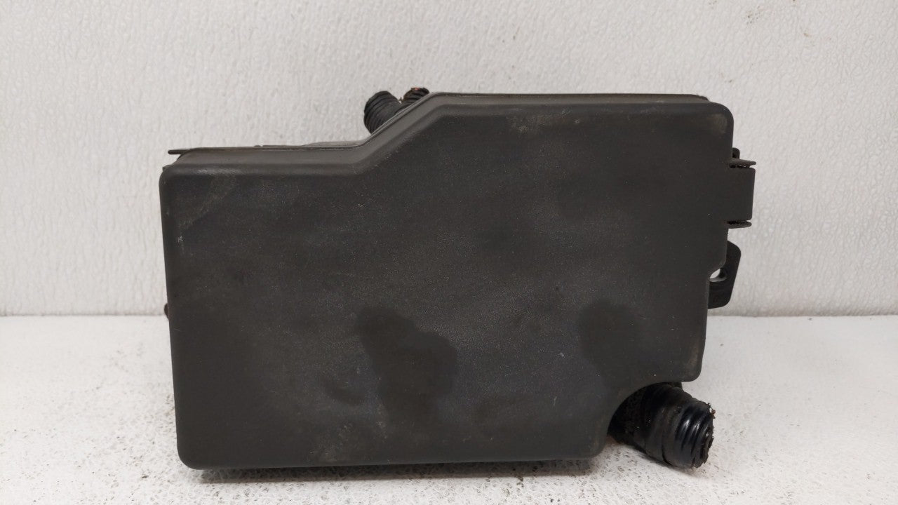 2010 Mazda 3 Fusebox Fuse Box Panel Relay Module Fits OEM Used Auto Parts - Oemusedautoparts1.com