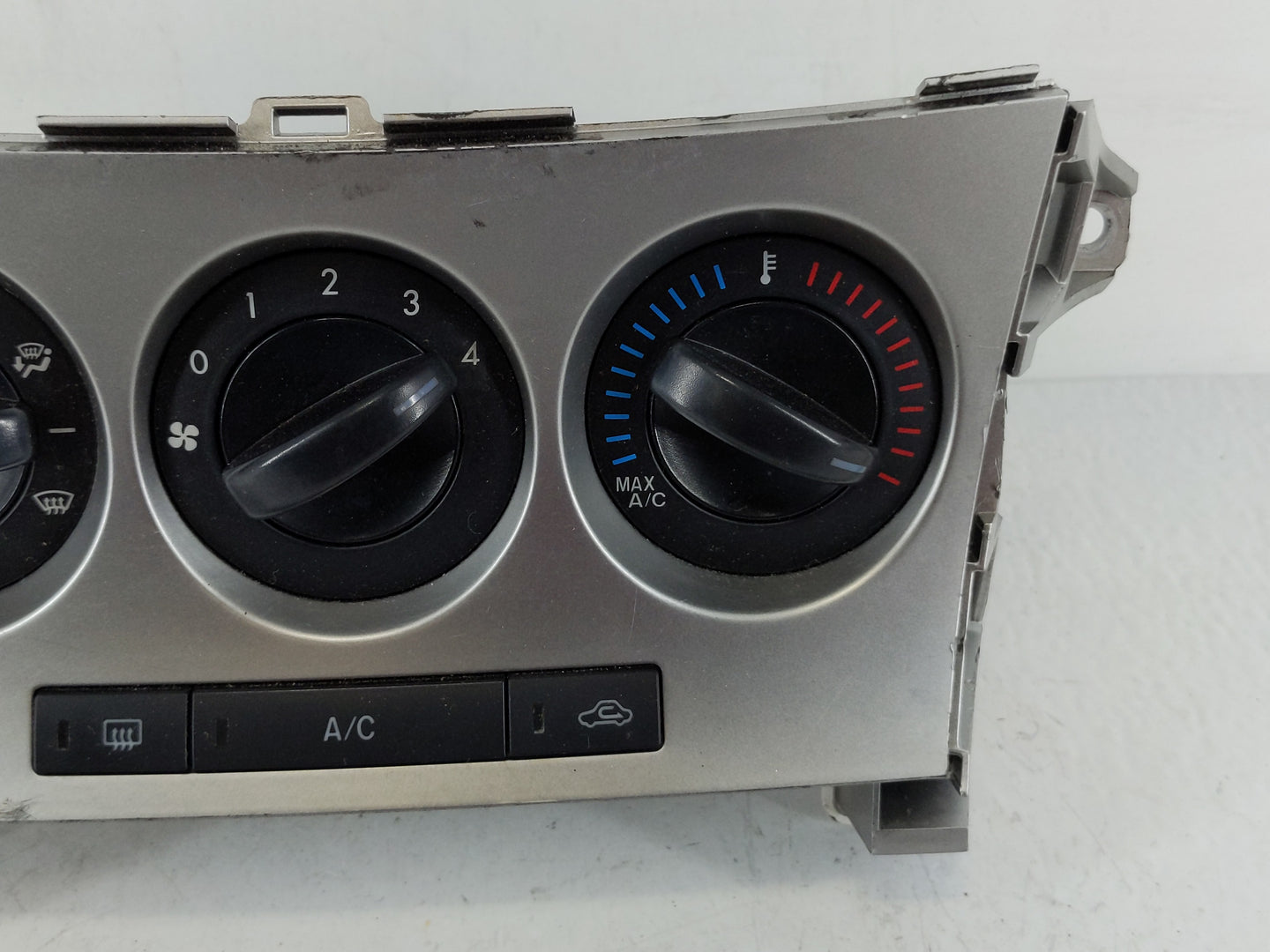 2010-2011 Mazda 3 Climate Control Module Temperature AC/Heater Replacement Fits Fits 2010 2011 OEM Used Auto Parts - Oemused