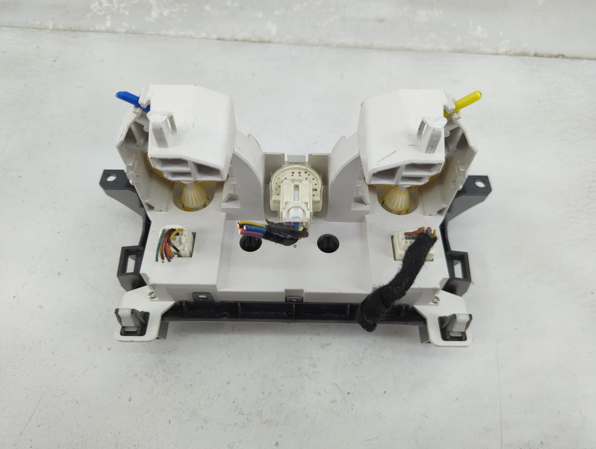 2010-2011 Mazda 3 Climate Control Module Temperature AC/Heater Replacement Fits Fits 2010 2011 OEM Used Auto Parts - Oemused