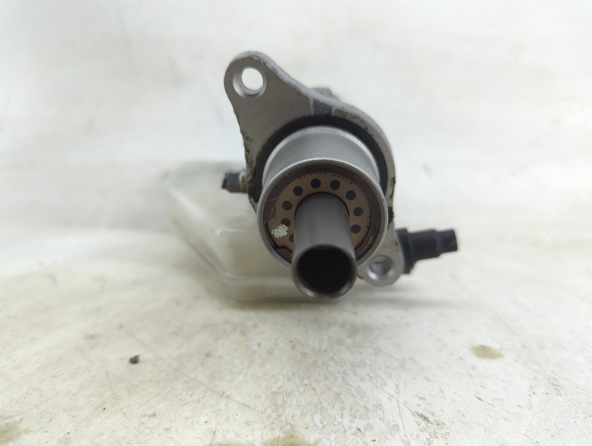 2004-2013 Mazda 3 Brake Master Cylinder 1150671 - Oemusedautoparts1.com