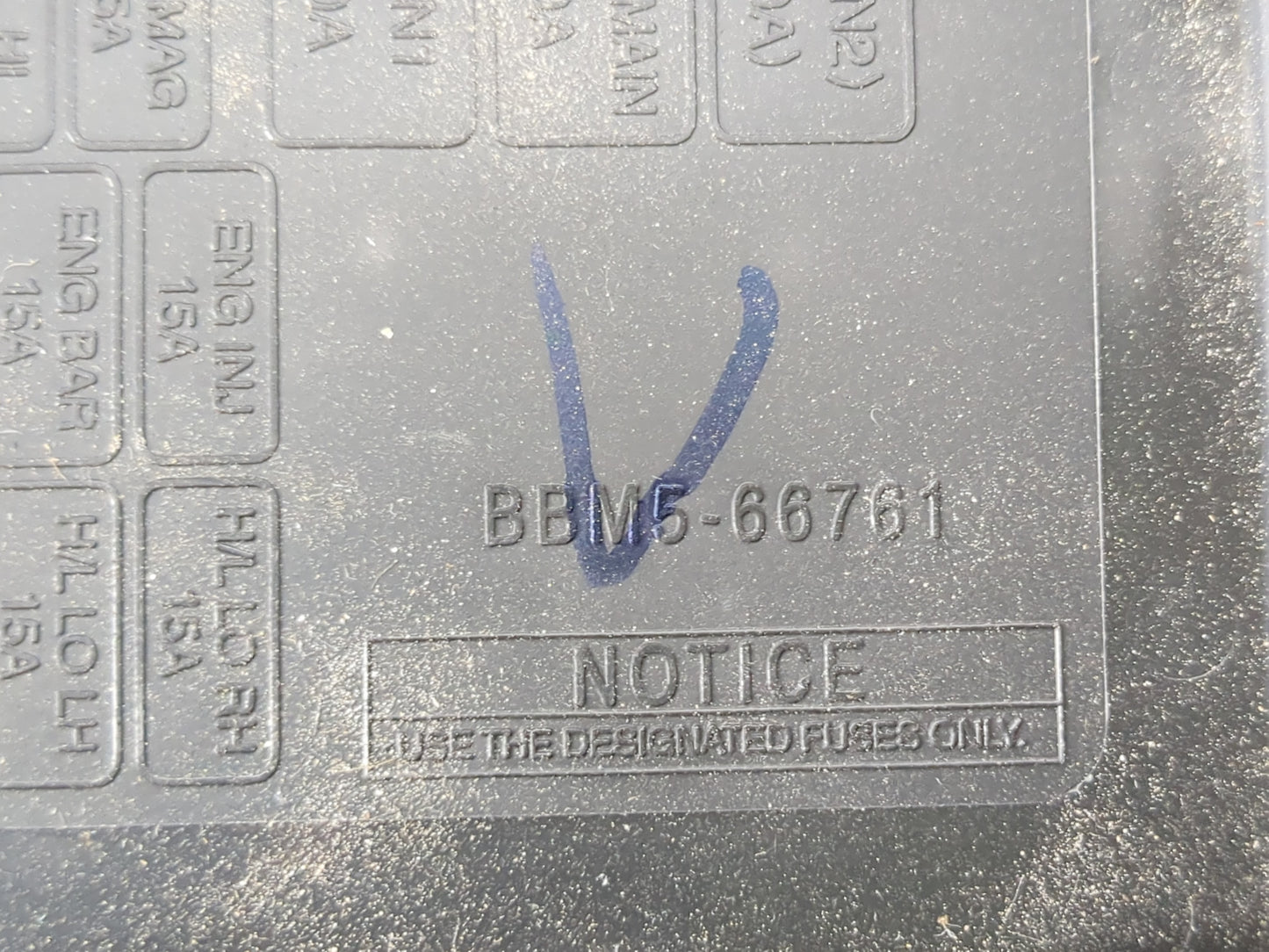 2010 Mazda 3 Fusebox Fuse Box Panel Relay Module P/N:BBM5-66761 Fits OEM Used Auto Parts - Oemusedautoparts1.com