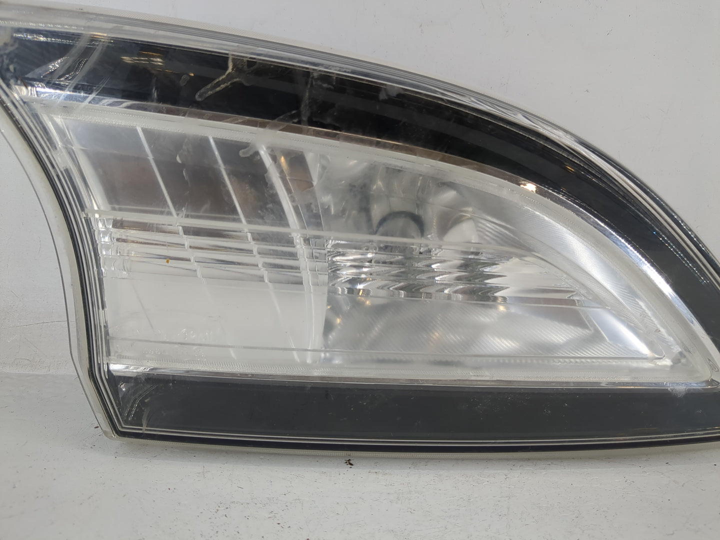 2010-2013 Mazda 3 Driver Left Oem Head Light Headlight Lamp - Oemusedautoparts1.com