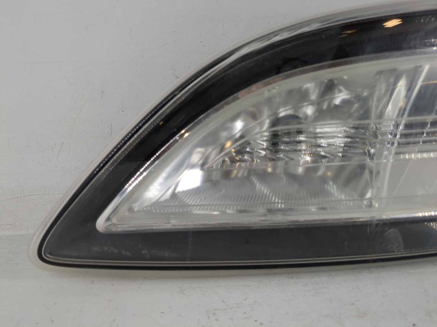 2010-2013 Mazda 3 Driver Left Oem Head Light Headlight Lamp - Oemusedautoparts1.com