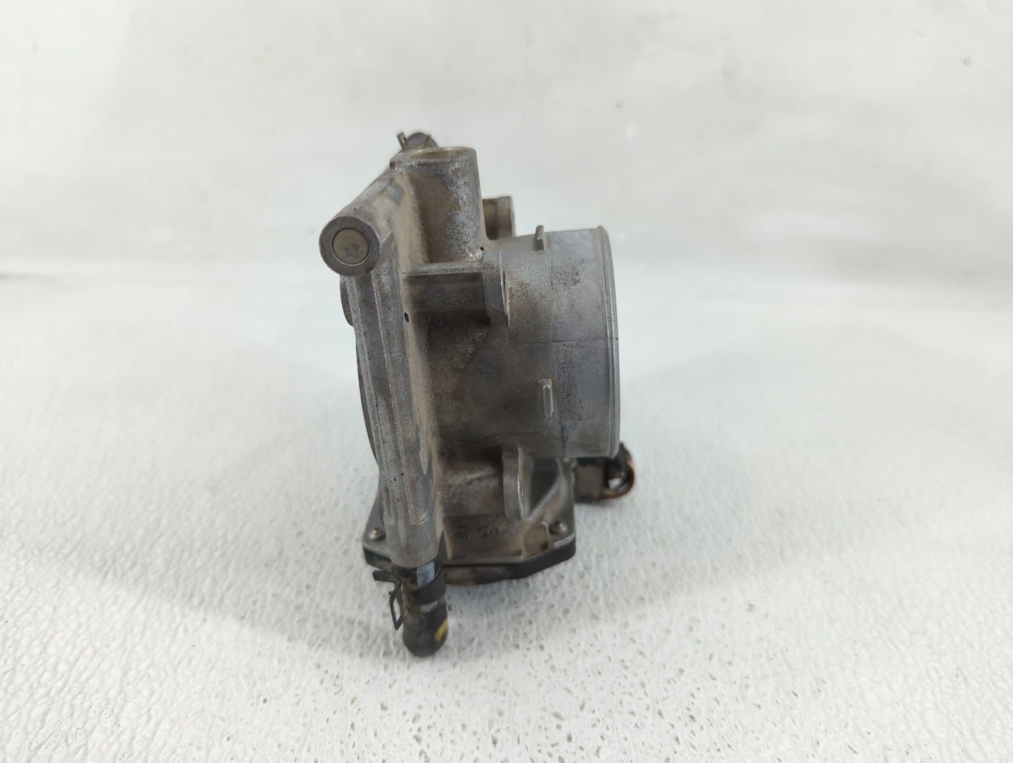 2010-2013 Mazda 3 Throttle Body P/N:9B4G-9F991-A Fits Fits 2009 2010 2011 2012 2013 2014 2015 2016 2017 OEM Used Auto Parts 