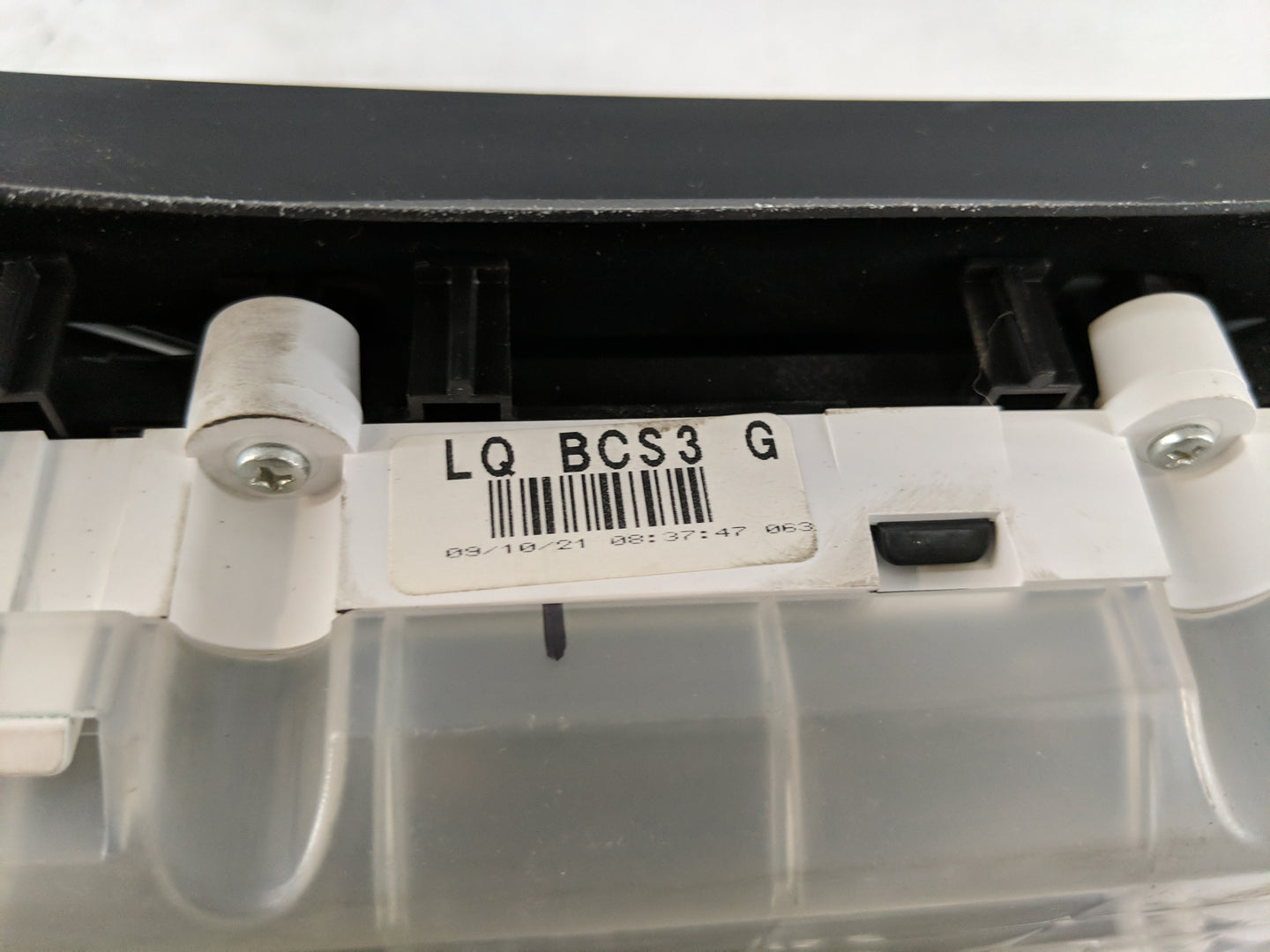 2010-2011 Mazda 3 Instrument Cluster Speedometer Gauges Fits Fits 2010 2011 OEM Used Auto Parts - Oemusedautoparts1.com