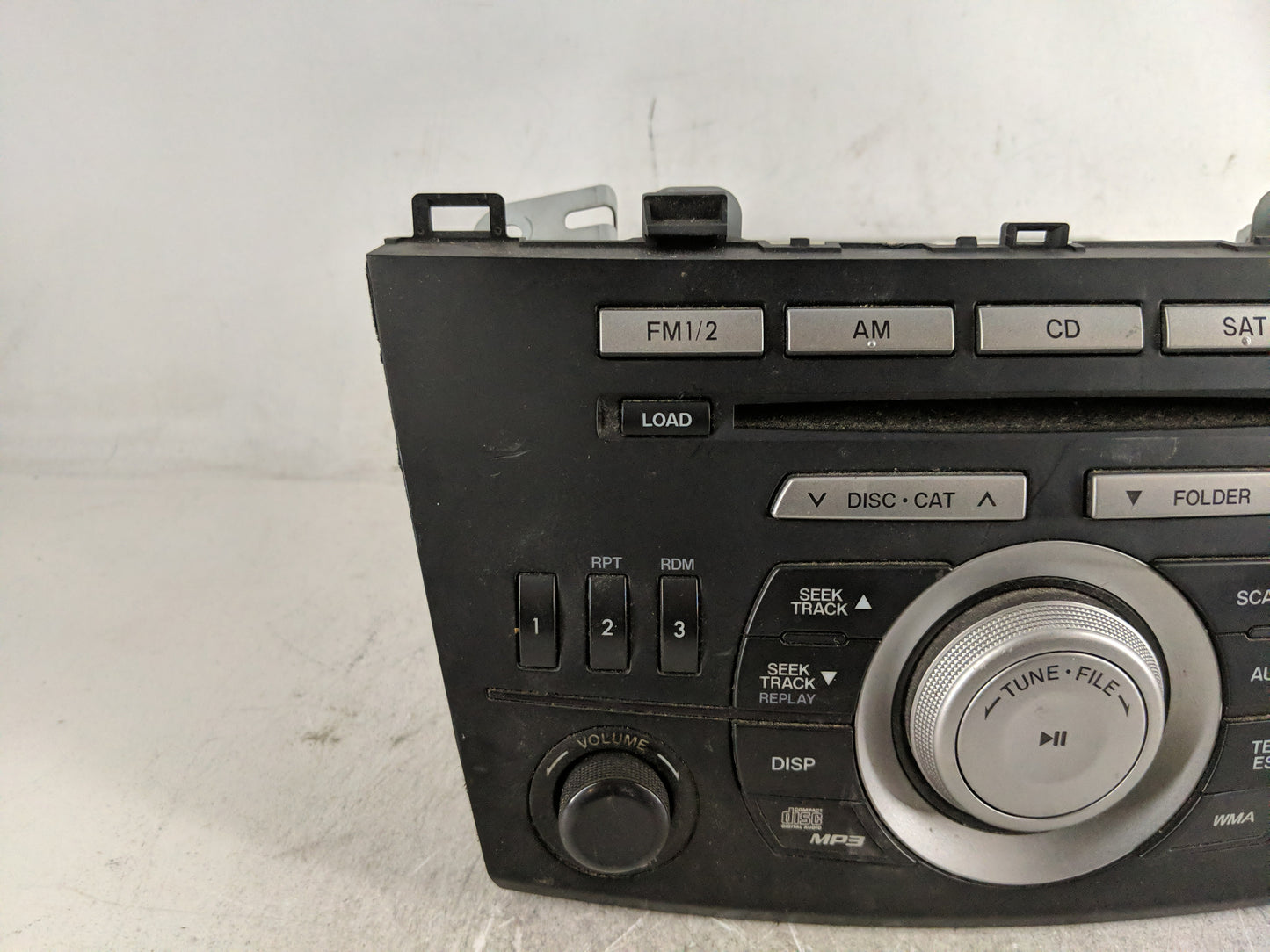 2010 Mazda 3 Radio AM FM Cd Player Receiver Replacement P/N:14799946 BBM2 66 AR0A Fits OEM Used Auto Parts - Oemusedautopart