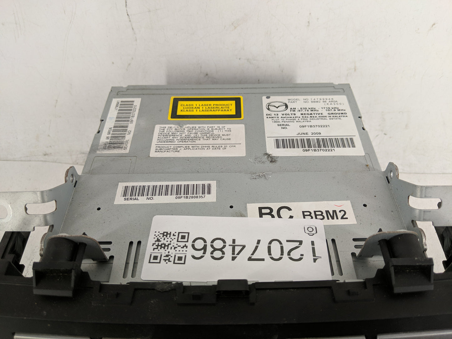 2010 Mazda 3 Radio AM FM Cd Player Receiver Replacement P/N:14799946 BBM2 66 AR0A Fits OEM Used Auto Parts - Oemusedautopart
