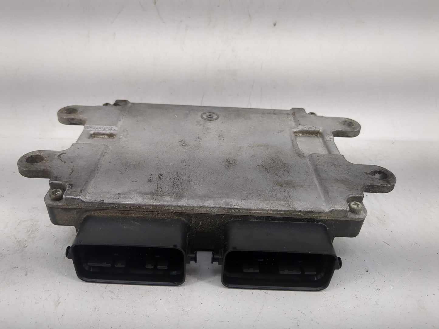 2010 Mazda 3 PCM Engine Control Computer ECU ECM PCU OEM P/N:LF8M 18 881E LF3T 18 881H, LF3T 18 881F, LF3T 18 881G Fits OEM 