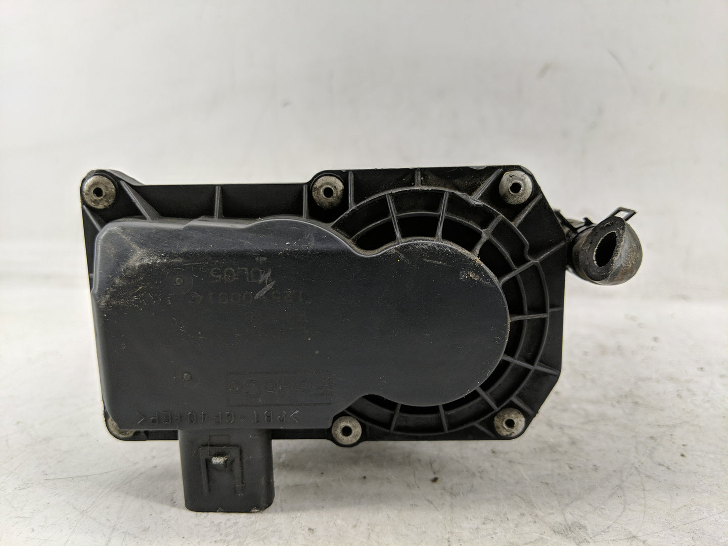 2006-2013 Mazda 3 Throttle Body Fits Fits 2006 2007 2008 2009 2010 2011 2012 2013 OEM Used Auto Parts - Oemusedautoparts1.co