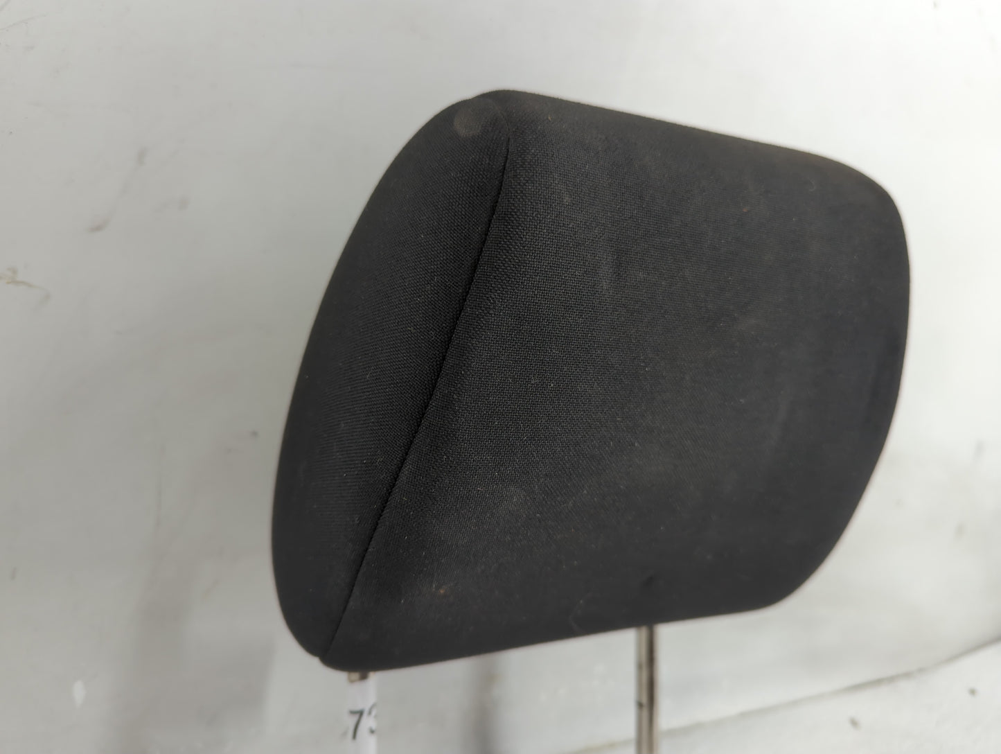 2010 Mazda 3 Headrest Head Rest Front Driver Passenger Seat Fits OEM Used Auto Parts - Oemusedautoparts1.com