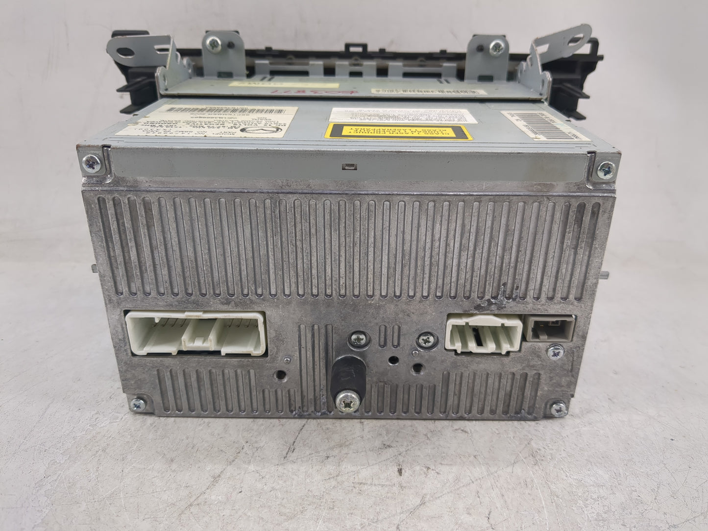 2010 Mazda 3 Radio AM FM Cd Player Receiver Replacement P/N:BBM2 66 AR0A 14799946 Fits OEM Used Auto Parts - Oemusedautopart