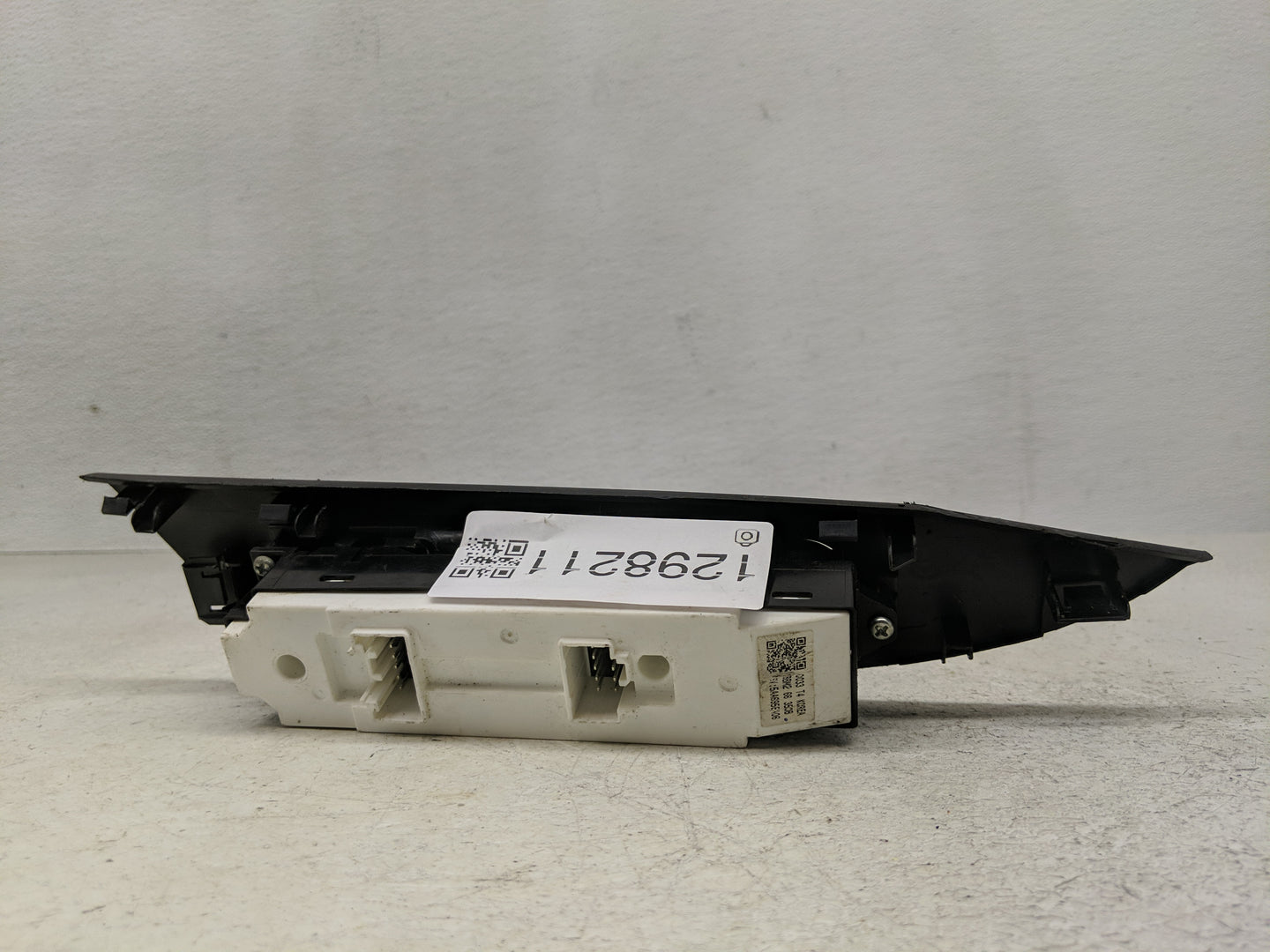 2010-2013 Mazda 3 Master Power Window Switch Replacement Driver Side Left P/N:BBM2 66 350B Fits OEM Used Auto Parts - Oemuse