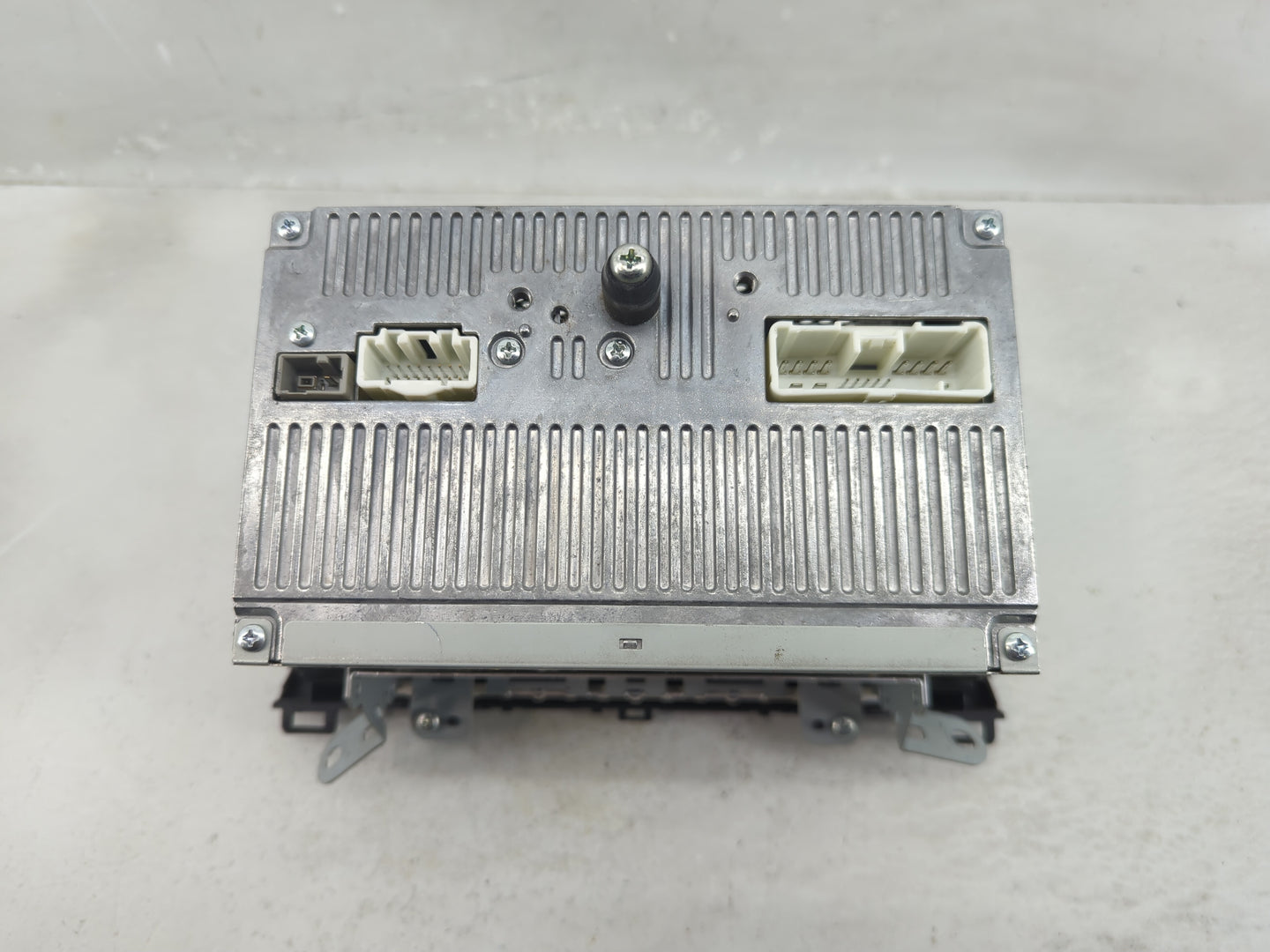 2010 Mazda 3 Radio AM FM Cd Player Receiver Replacement P/N:14799946 Fits OEM Used Auto Parts - Oemusedautoparts1.com