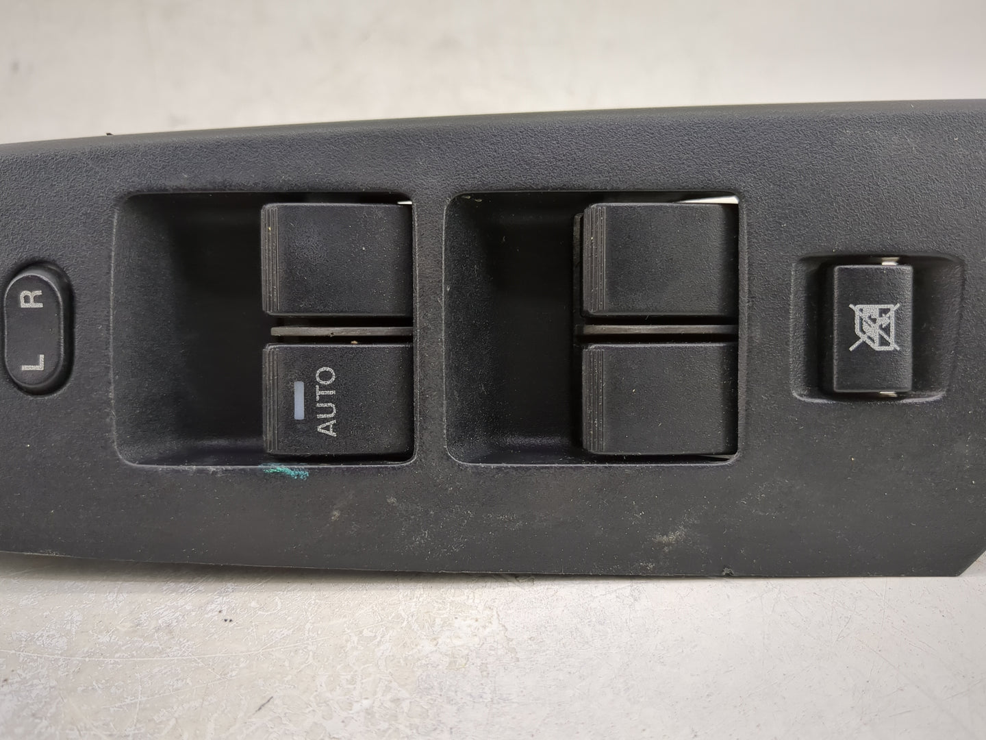 2010-2013 Mazda 3 Master Power Window Switch Replacement Driver Side Left Fits Fits 2010 2011 2012 2013 OEM Used Auto Parts 