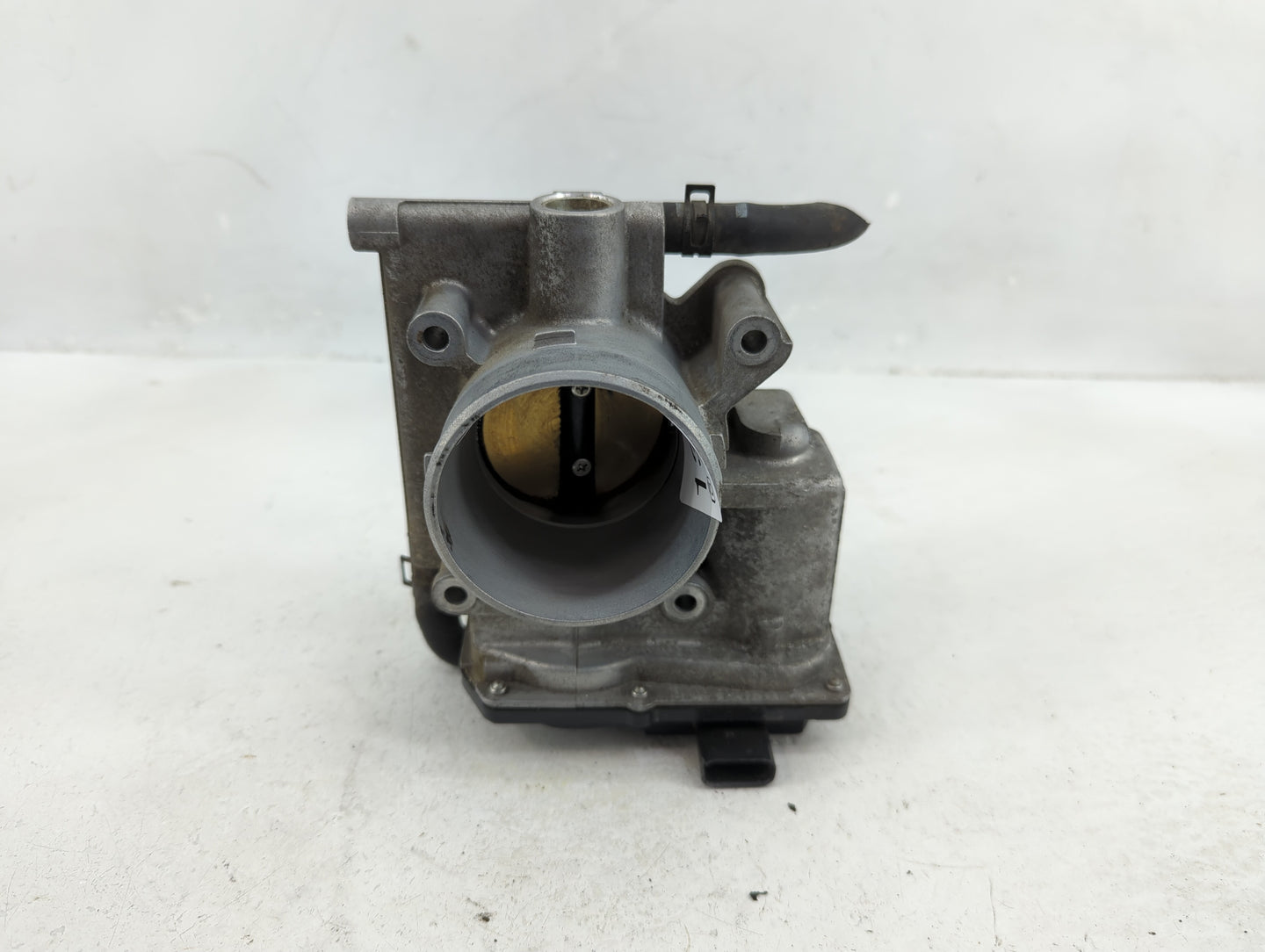 2010-2013 Mazda 3 Throttle Body P/N:L3R4 13 640 Fits Fits 2009 2010 2011 2012 2013 2014 2015 2016 2017 OEM Used Auto Parts -