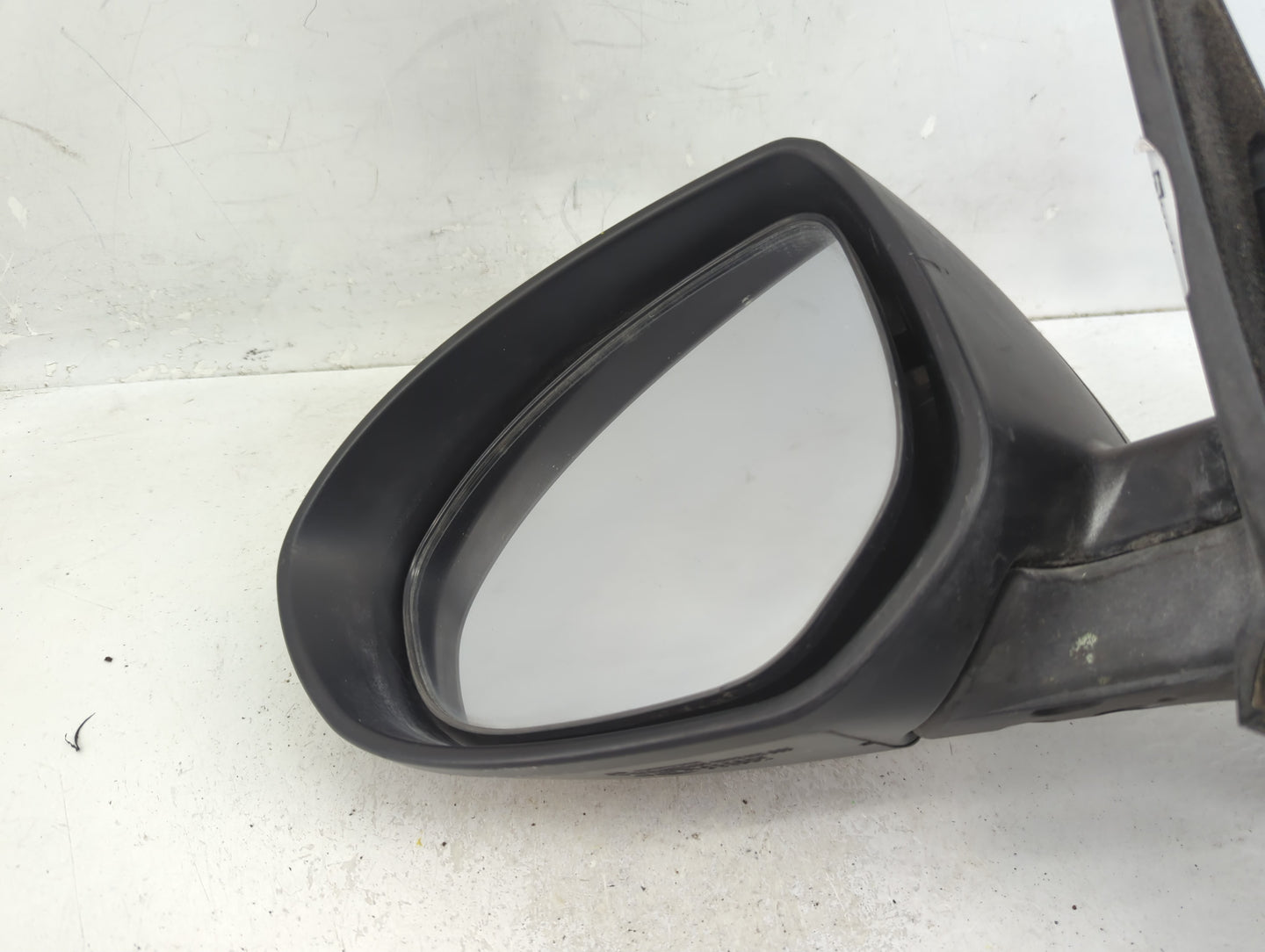 2010-2013 Mazda 3 Driver Side View Mirror - Left Door Mirror OEM Used - Oemusedautoparts1.com