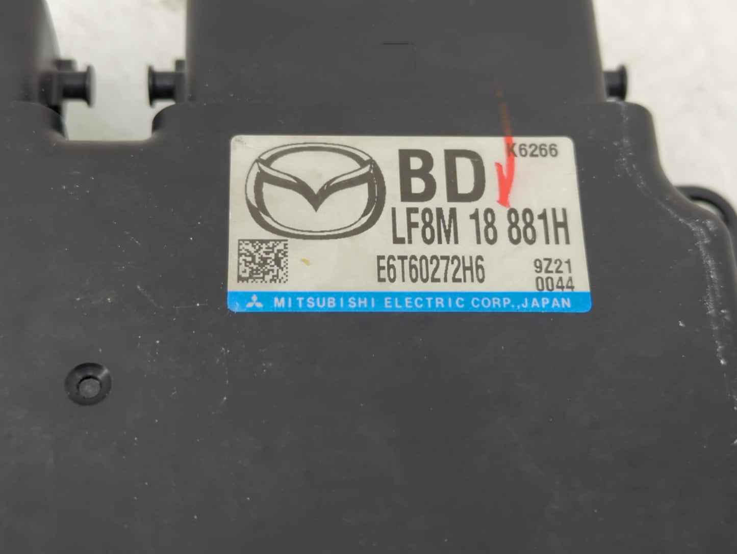 2010 Mazda 3 PCM Engine Control Computer ECU ECM PCU OEM P/N:LF8M 18 881H Fits OEM Used Auto Parts - Oemusedautoparts1.com
