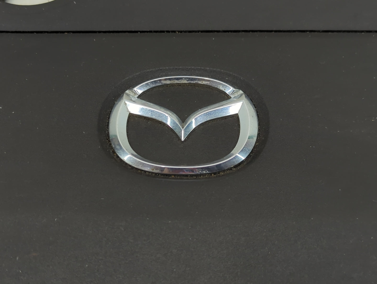 2010 Mazda 3 Engine Cover - Oemusedautoparts1.com