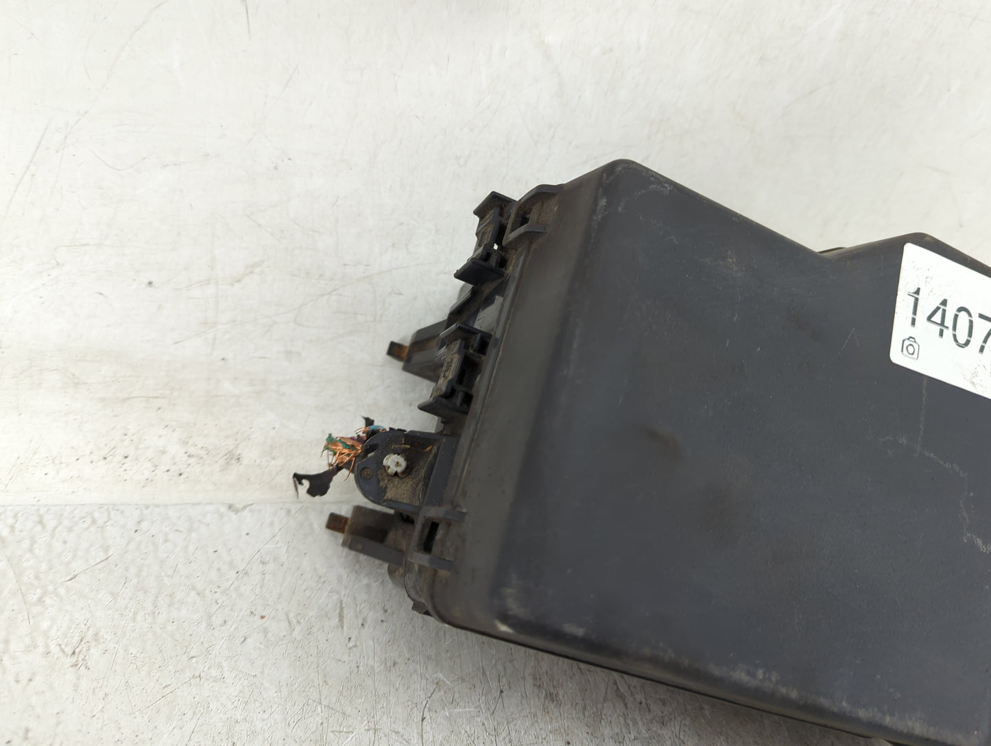 2010 Mazda 3 Fusebox Fuse Box Panel Relay Module Fits OEM Used Auto Parts - Oemusedautoparts1.com
