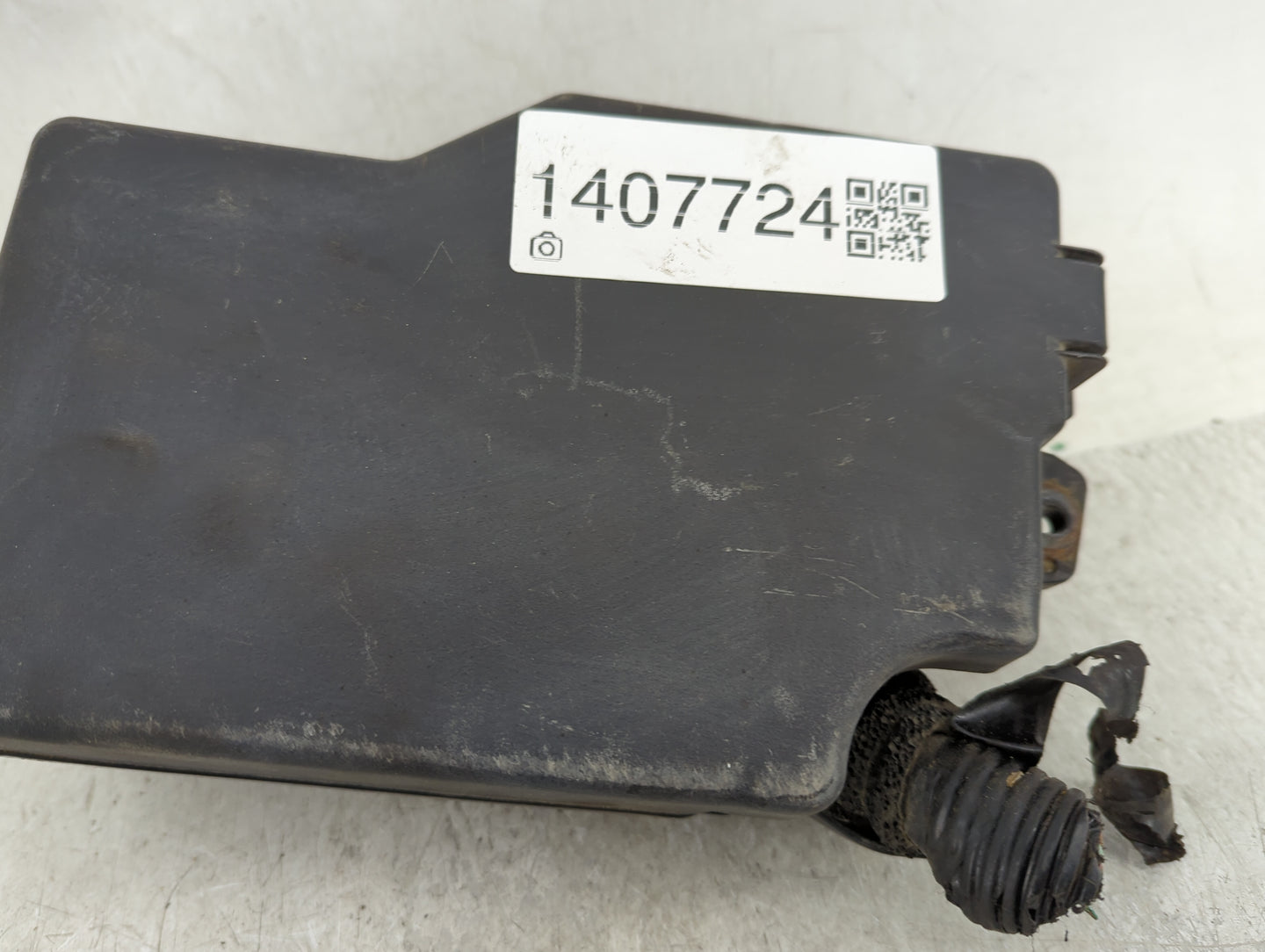 2010 Mazda 3 Fusebox Fuse Box Panel Relay Module Fits OEM Used Auto Parts - Oemusedautoparts1.com
