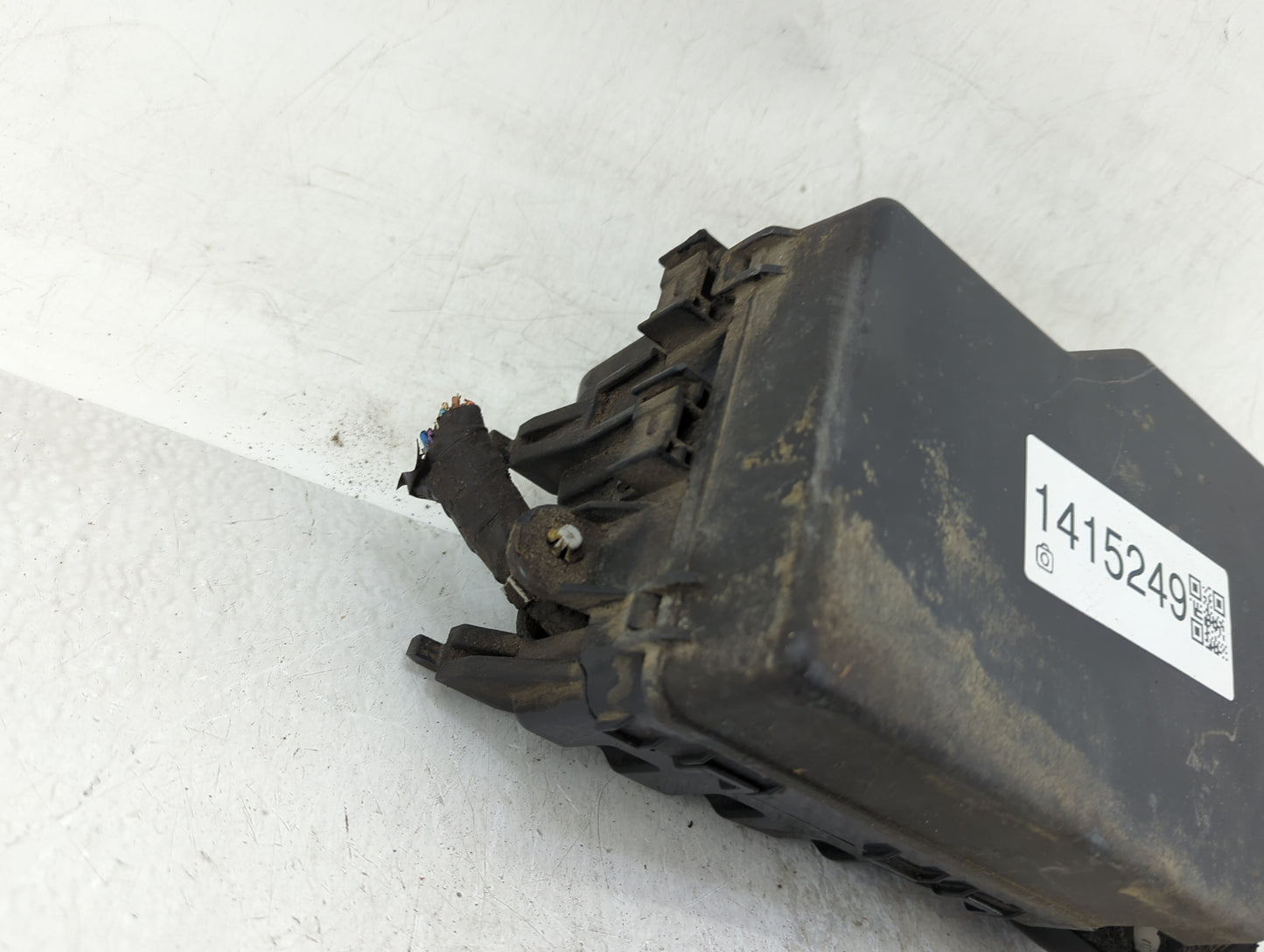 2010 Mazda 3 Fusebox Fuse Box Panel Relay Module Fits OEM Used Auto Parts - Oemusedautoparts1.com