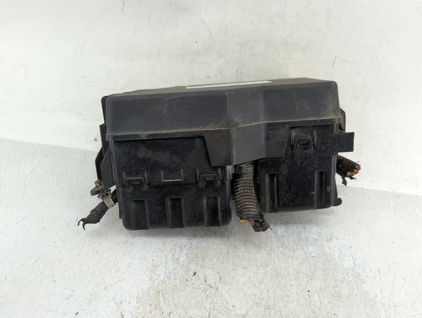 2010 Mazda 3 Fusebox Fuse Box Panel Relay Module Fits OEM Used Auto Parts - Oemusedautoparts1.com